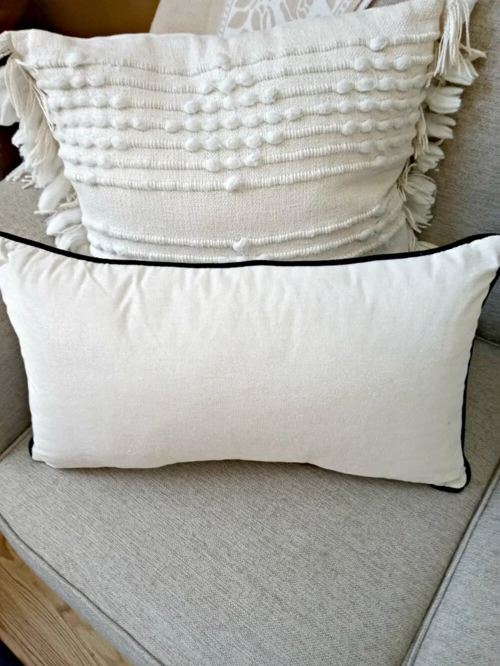 NEW! HALLOWEEN Spider WEBS & BATS PILLOW